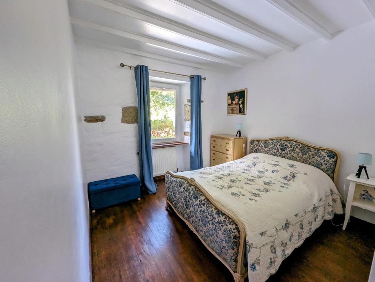 Les Gites De La Cabache Montaigu-les-Bois Kültér fotó